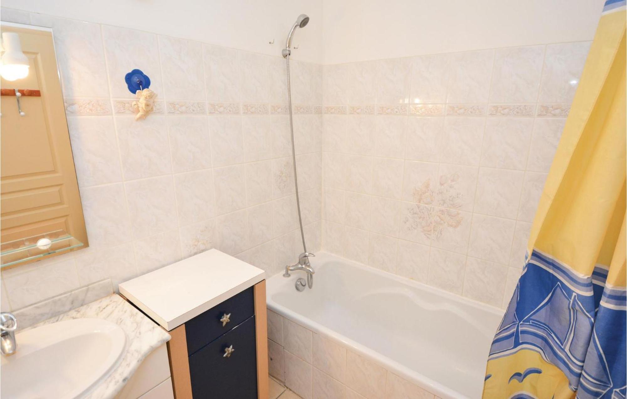 3 Bedroom Beautiful Home In Pignan Extérieur photo