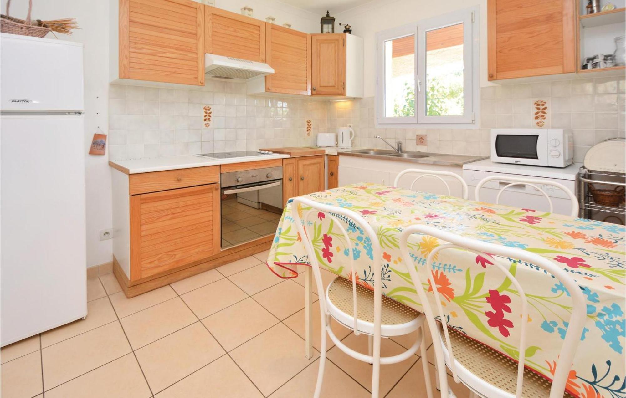 3 Bedroom Beautiful Home In Pignan Extérieur photo